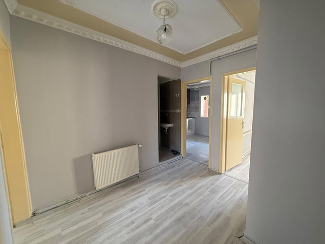 HARMONİ'DEN BAYRAKLI ADALET MAHALLESİNDE, DOĞALGAZLI KİRALIK 2+1