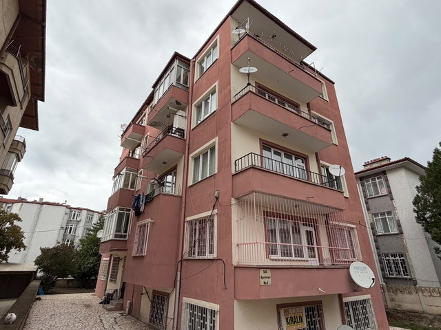 TURKUAZ EMLAK'TAN CUMHURİYET MAHALLESİNDE 2+1 KİRALIK DAİRE