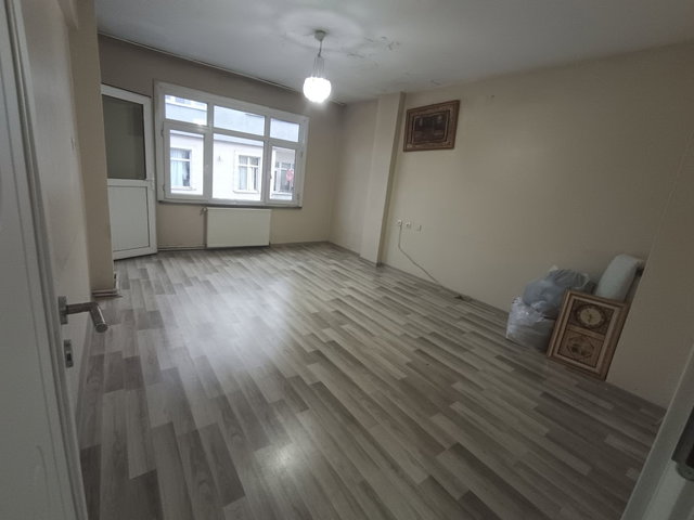 UZEMAR'dan Bağcılar Kemalpaşa MH Kiralık 2+1+hol