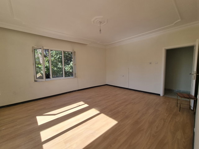 Ermenek Kültür Çadırı Yakını 1+1 Giriş Daire