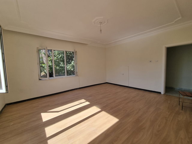Ermenek Kültür Çadırı Yakını 1+1 Giriş Daire