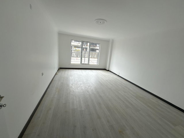 BEŞİKKAYA DA 8. CADDE YAKINI 2+1 SIFIR GİRİŞKAT KİRALIK
