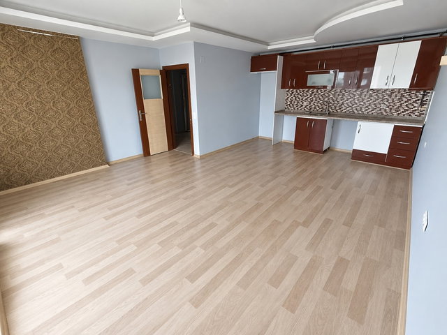 2.ÇEVREYOLU ÜZERİ KÜLTÜR MERKEZİ ÇAPRAZI SATILIK 2+1 DOĞALGAZLI