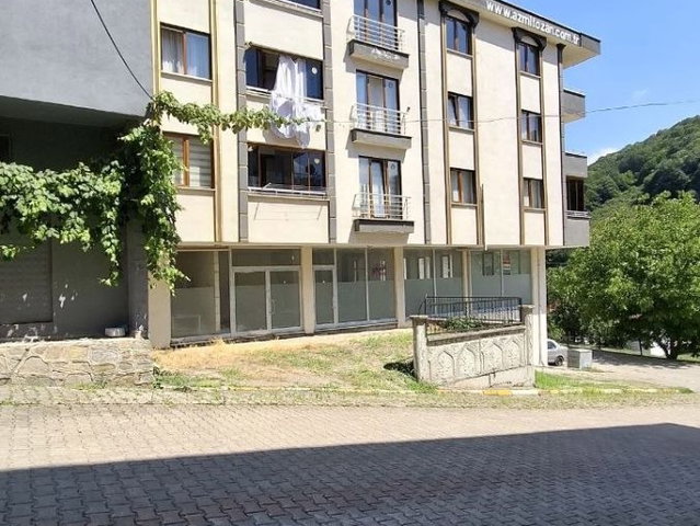 ÇARŞI MERKEZİNDE EŞYALI 2+1 KİRALIK DAİRE. İLAN AÇIKLAMAYI OKUYA