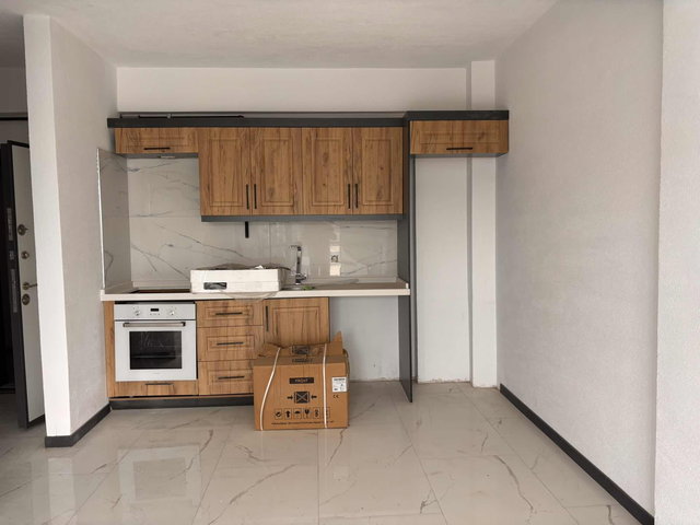 FA ÖZBİR'DEN ÇERKEZKÖYDE SİTE İÇİ ACİL SATILIK ARAKAT 1+1DAİRE