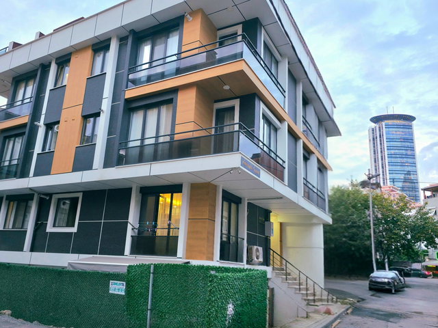 KULE'den | Emaar'a Yakın, Yeni Binada 2+1 Kullanışlı Daire