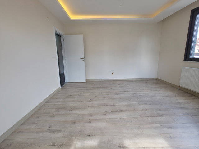 KULE'den | SIFIR, OTOPARKLI 4+2 İKİ DAİRE GİBİ DUBLEKS DAİRE
