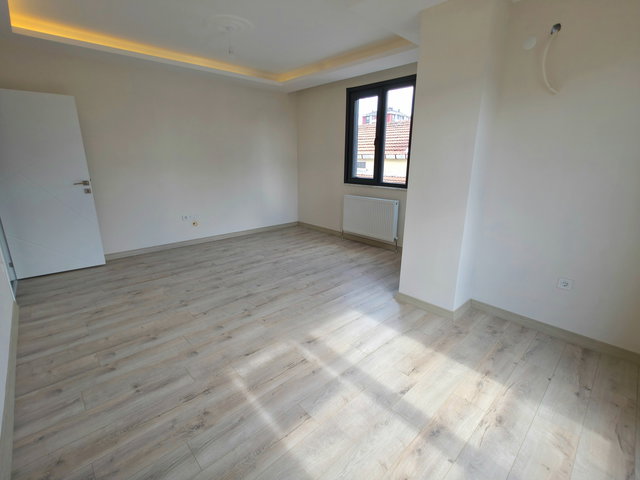 KULE'den | SIFIR, OTOPARKLI 4+2 İKİ DAİRE GİBİ DUBLEKS DAİRE