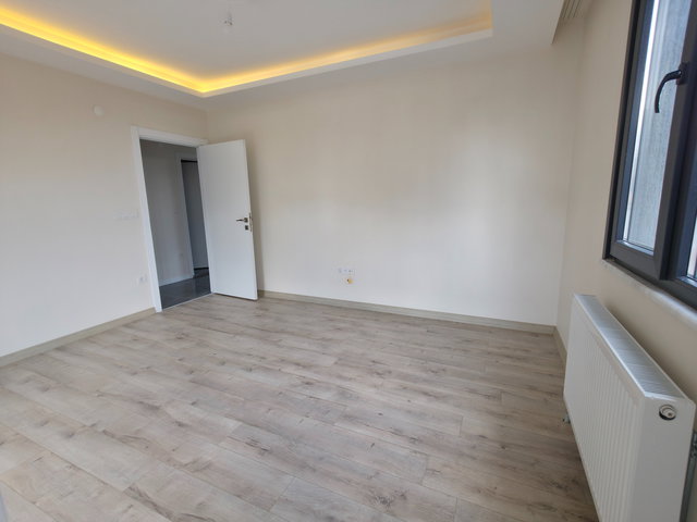 KULE'den | SIFIR, OTOPARKLI 4+2 İKİ DAİRE GİBİ DUBLEKS DAİRE
