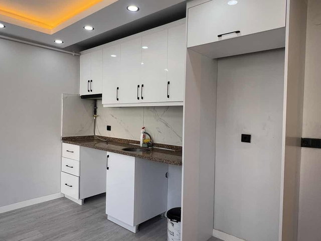 EKOL'DEN CADDE ÜZERİ KİRALIK 2+1 ARAKAT