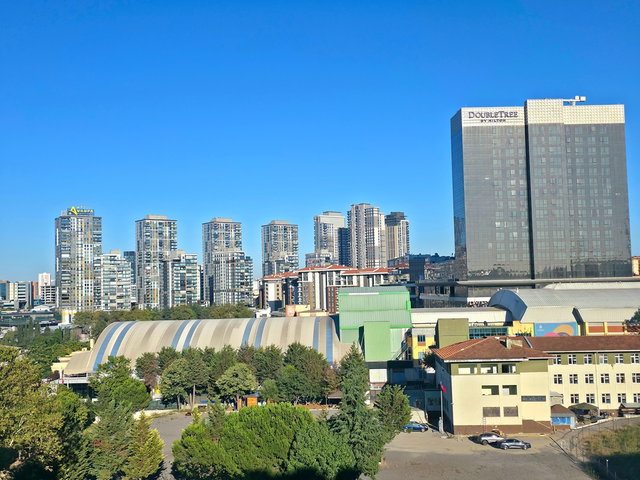 KULE'den | SIFIR - Panoramik Şehir Manzaralı, Otoparklı Ara Kat