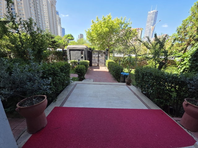 ATAŞEHİR MİGROSA YAKIN GARDENYA 4+1 KİRALIK BOŞ