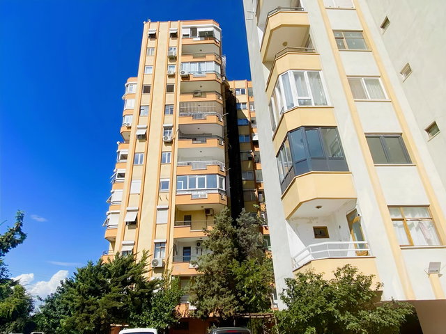 Antalya Yeşildere mahallesinde 3+1 EBEBYN banyolu kiralık daire.