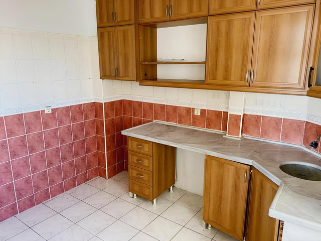 Antalya Yeşildere mahallesinde 3+1 EBEBYN banyolu kiralık daire.