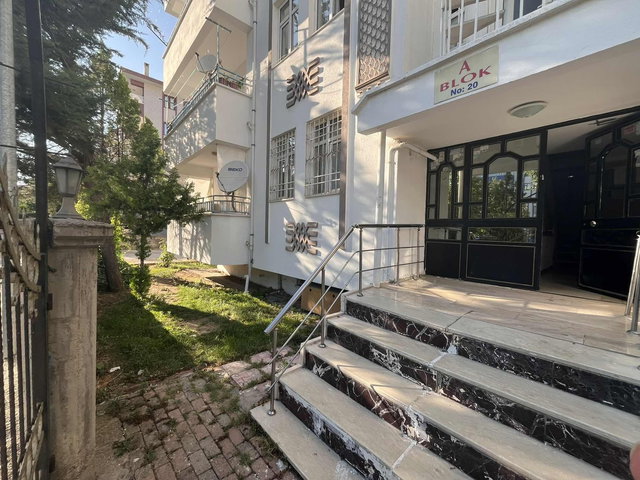 SÜRSÜRÜ MAHALLESİNDE FIRSAT DAİRE!