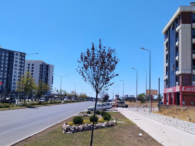 KERVANCI ON KARŞISINDA LASTİKPARK ÜSTÜ 1+1KİRALIK DAİRE/ OFİS