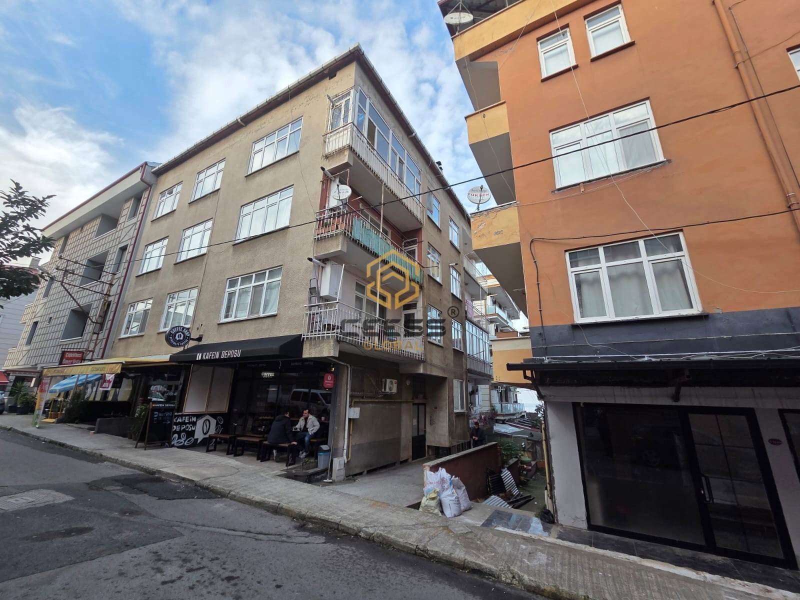 TRABZON ORTAHİSAR KALKINMA MAHALLESİNDE 2+1 KİRALIK DAİRE