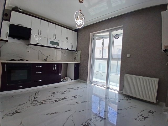 FERİDUNÇELİK'DE CADDE YAKINI ÇİFT GİRİŞLİ FULLYAPILI 6+1 DUBLEX
