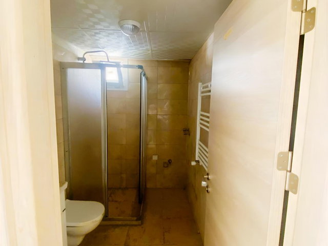 Yeni Foça da Havuzlu Sitede Kiralık 2+1