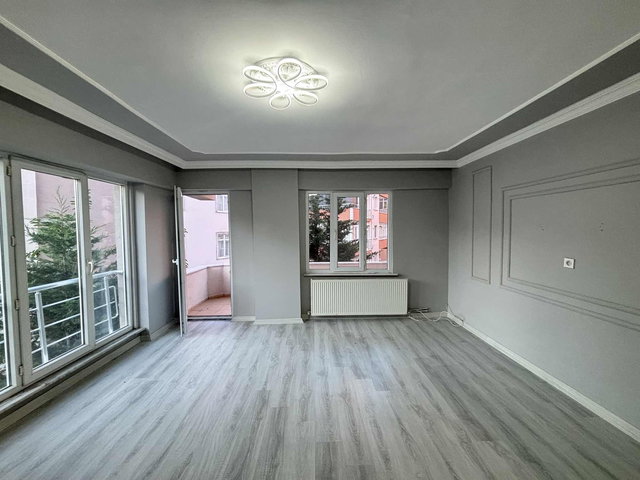 FA ÖZBİR'DEN ÇERKEZKÖY MERKEZİ KONUM 120 M2 ARA KAT 3+1 DAİRE...