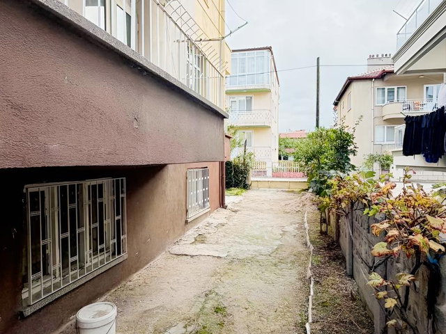 TURKUAZ EMLAK'TAN NAZMİ SAATÇİ MAHALLESİNDE SATILIK KOMPLE BİNA