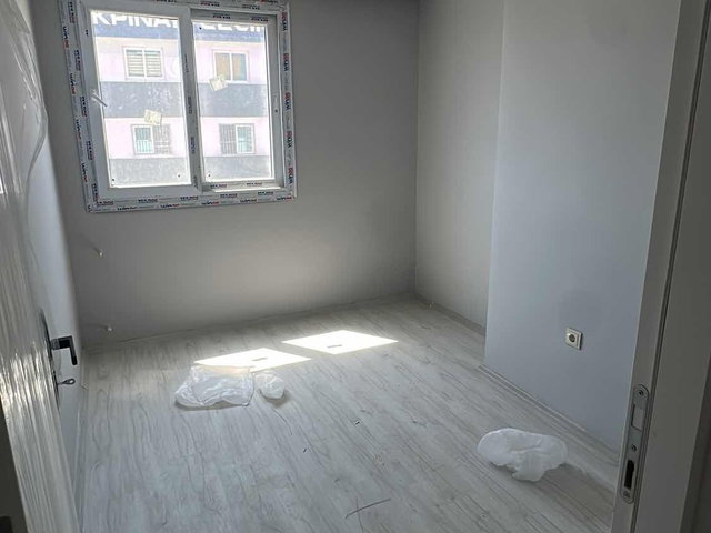 REMAY'DAN YÜZÜNCÜYIL'DA SATILIK 3+1 A.MUTFAK DAİR E.BANYO G.ODA