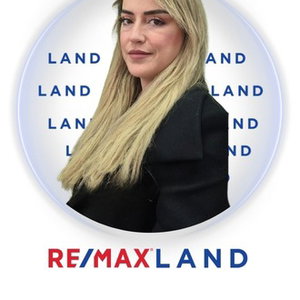 Esra Özmetli