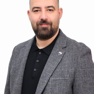 Tahsin Küçüker
