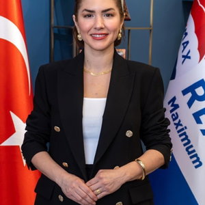 Meral Kuş