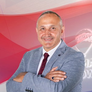 Bora Şahiner